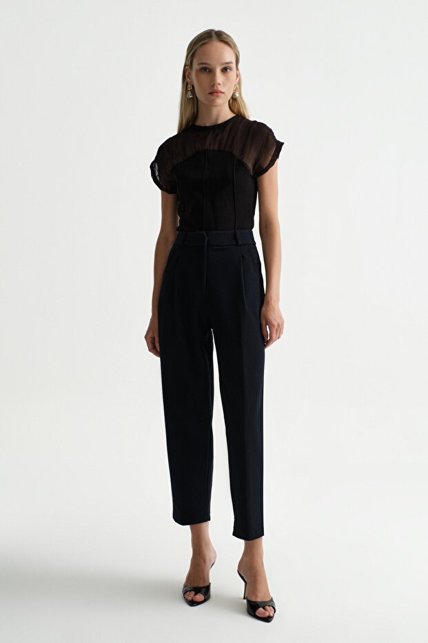 Premium VENTO Mid-Waist Short-Leg Lycra Trousers