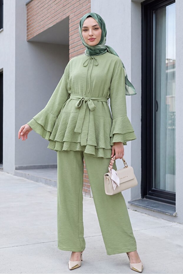 Cuff Sleeves, Flared Wide Leg Pants, Belted Jacquard Gofre Suit - Pistachio Green