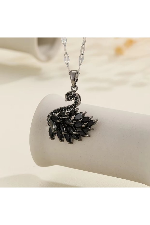 TP-04213-01 A Swan Necklace Pendant Made Of Copper And Inlaid With Zircon Series, A Sweet And Romant