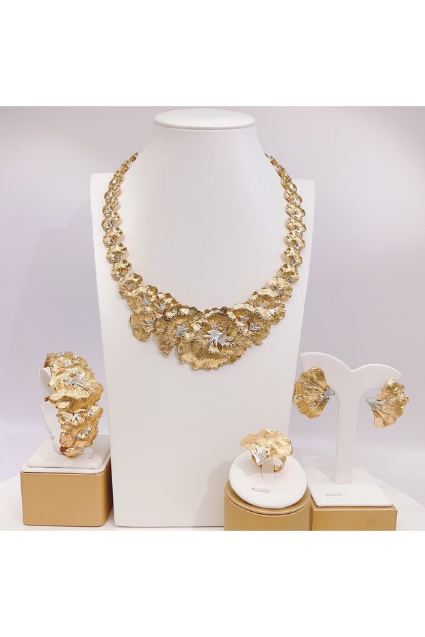 45cm resizable H00717 Gold Plated Woman Jewelry Set Luxurious Flower Necklace Earrings Elegant Woman