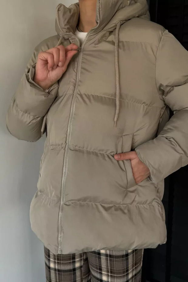 Women's Hooded Inner Lined Puffer Coat