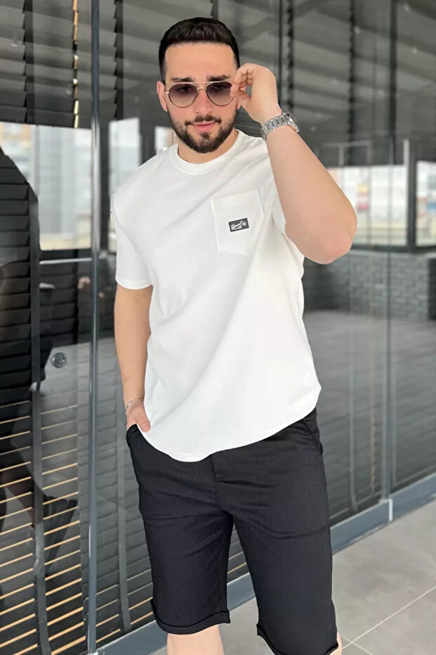 Crew Neck Pocket Men's T-Shirt