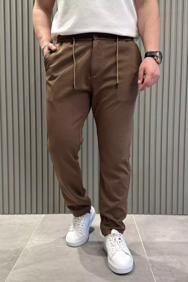 Men's Jogger Pants with Tie-Waist and Straight Legs