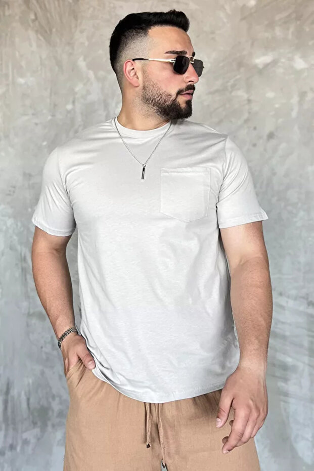 Men's T-Shirt with Pockets and Accessories