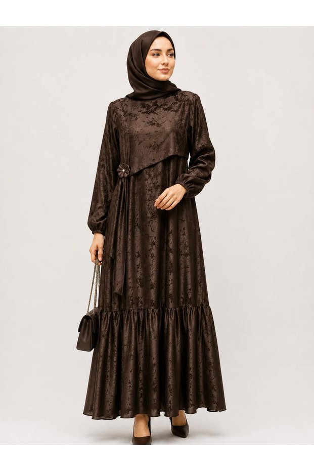 Sandy Jakar Buckle-Length Dress