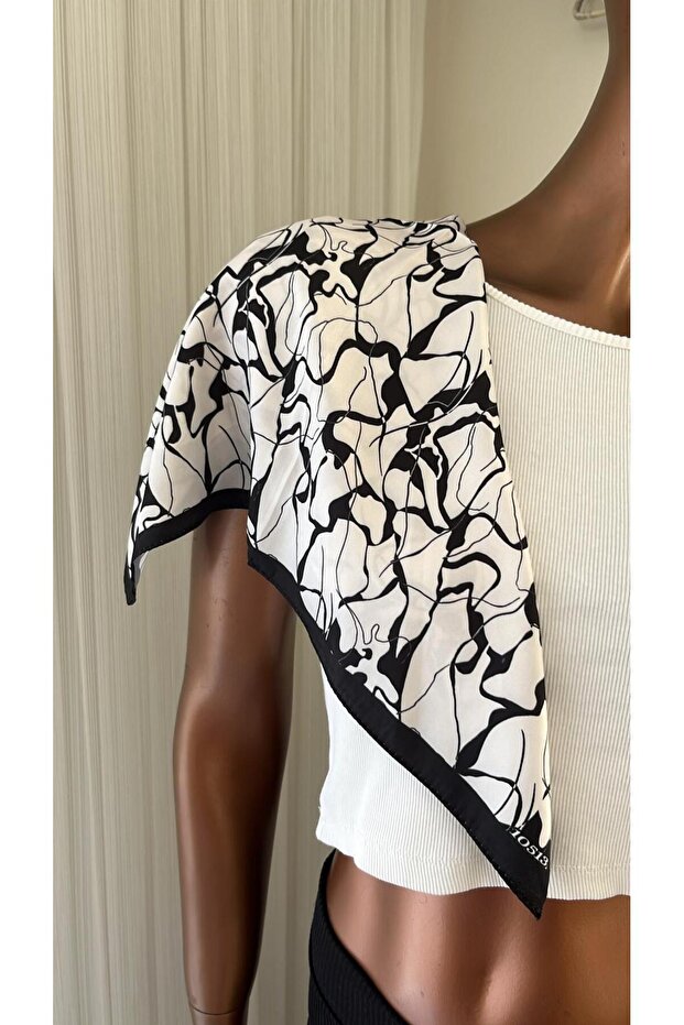 Fular Hair Accessory Black-White Patterned, Can Be Used as a Bag Accessory and as a Bandana 50X50