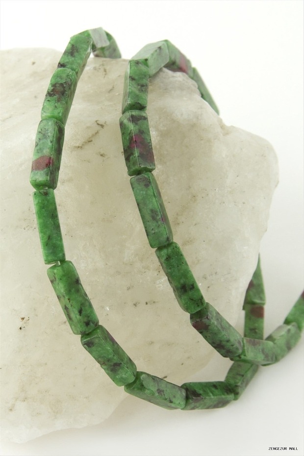 Zngzrmll 1.3 cm Rectangular Tube Anyolite (23728) Stone Green