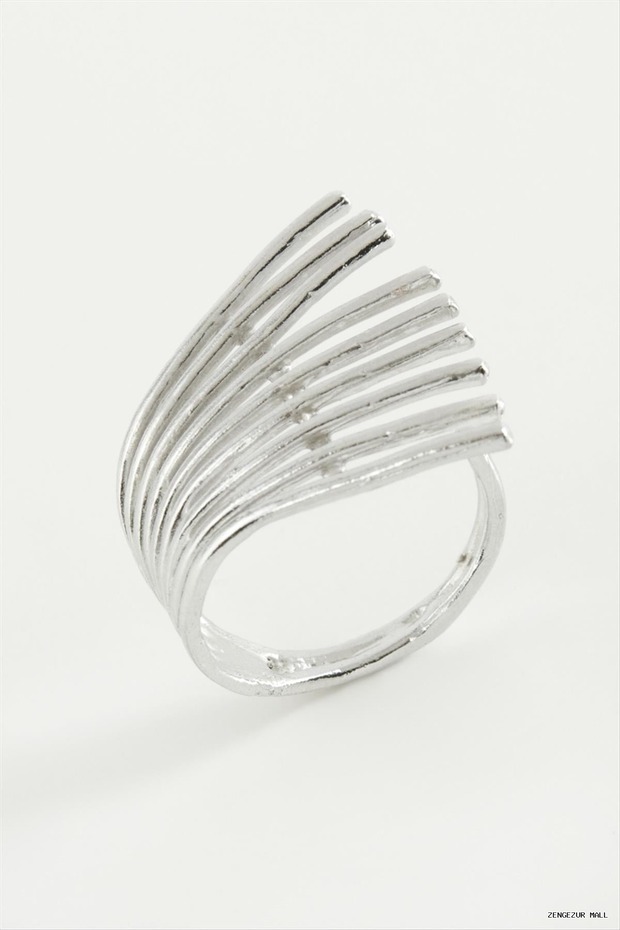 Zngzrmll Scythe Metal Ring (30415) Silver Color