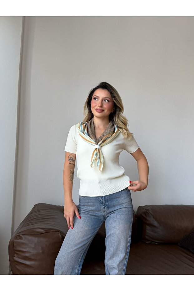 Women's Ecru V-Neck Scarf Knitwear Blouse
