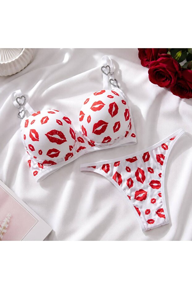 Women's Lip Patterned Supportive Bra and Panty Set with Heart Strap Detail (Slim Fit)