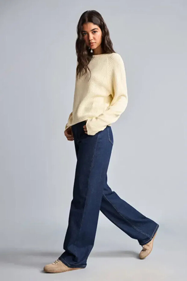 90's Wide Leg Jeans with Pockets H7793Ax26Au