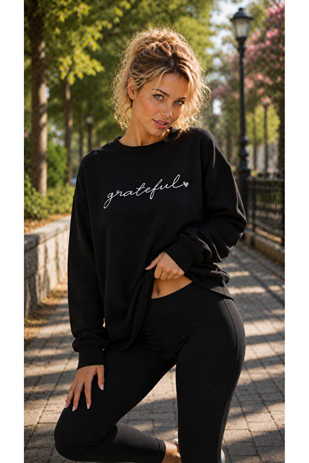 Women's Grateful Heart Printed Round Neck Casual Cotton Basic Sweatshirt
