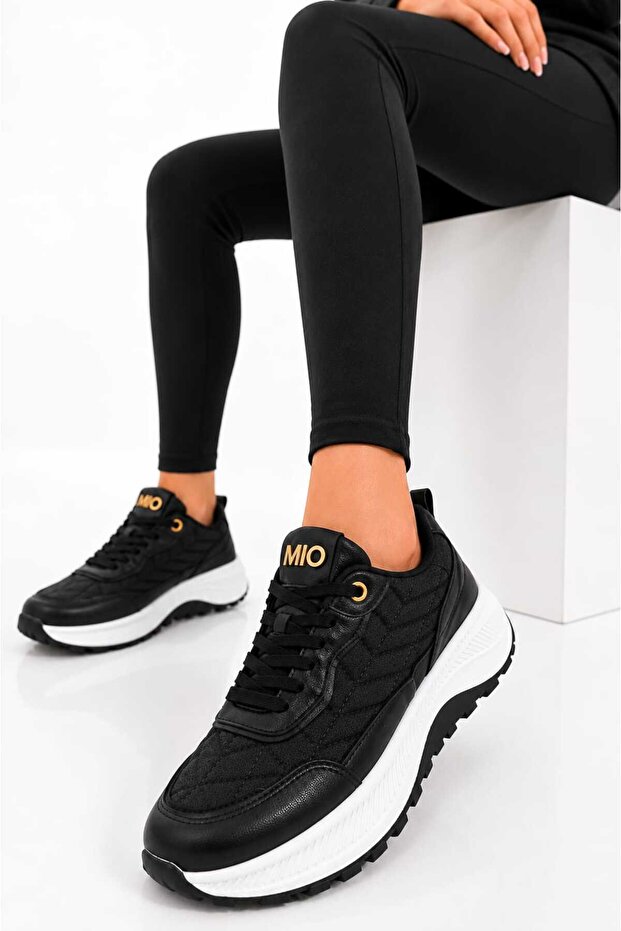 Women'S, Hologram Detailed, Quilted Textured, Thick Sole, Comfortable Sneaker Sports Shoes