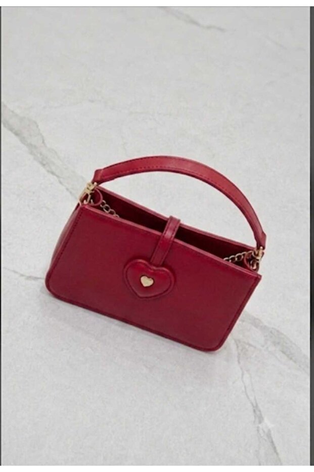 Women's Heart Detail Chain Strap Hand and Shoulder Bag
