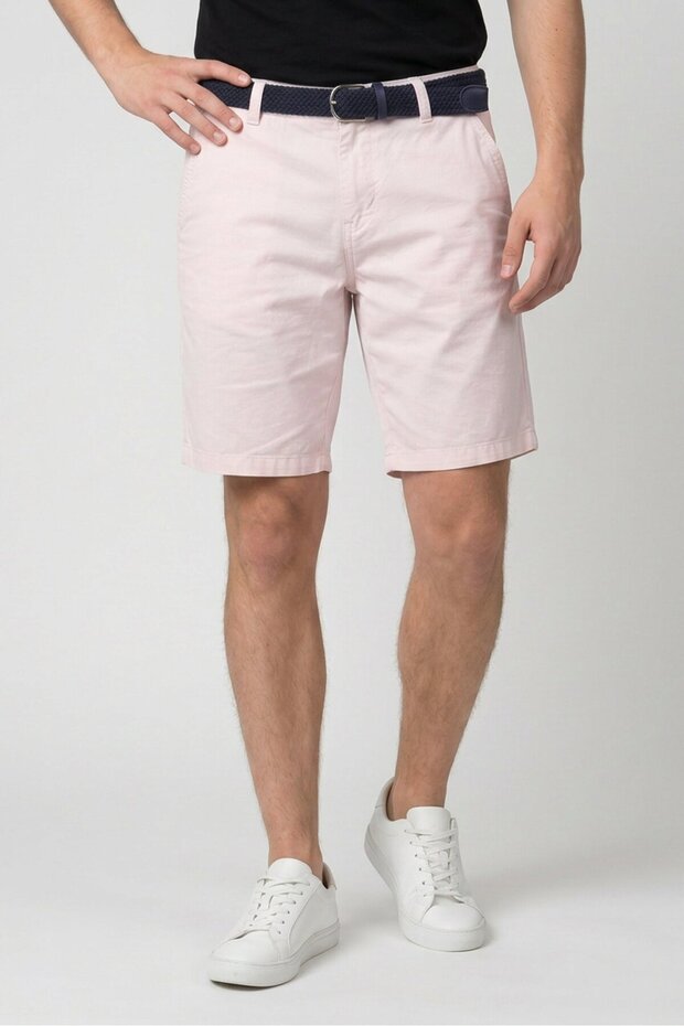 Men Solid Chino Shorts, Pink