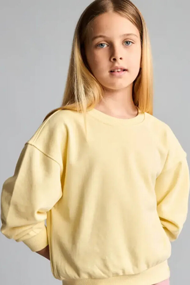 Relax Fit Basic Sweatshirt for Girls E6842A826Au