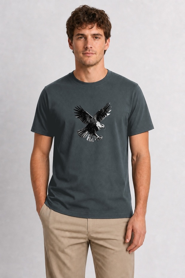 Men's Smoked Halftone Eagle Poster Graphic Printed Regular Fit 100% Cotton T-Shirt
