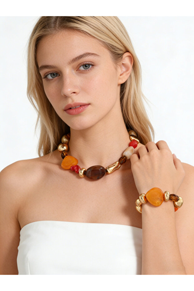 Beaded Necklace and Bracelet Set