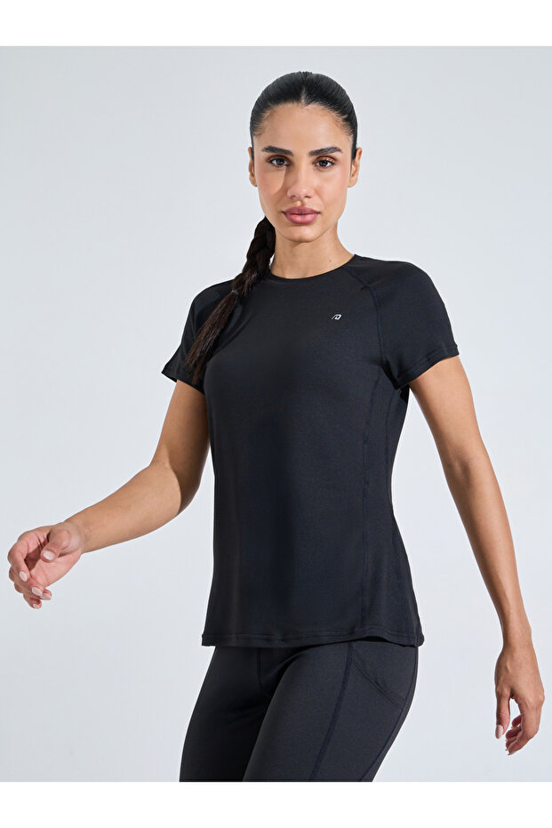 Black Solid Short Sleeves Active T-Shirt
