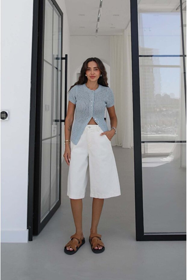 Ecru Capri Denim Shorts with Side Pockets