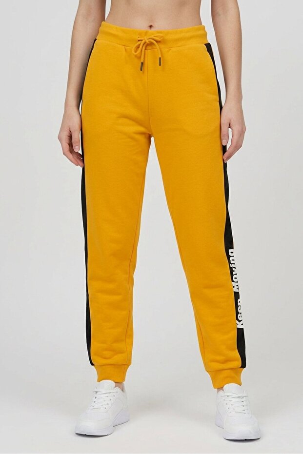 Women Regular Fit Outdoor Sweatpants, Yellow