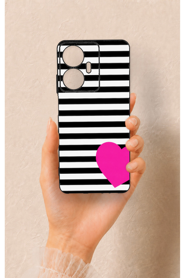 حافظة سيليكون مخططة بنمط قلب متوافقة مع هاتف Realme C55