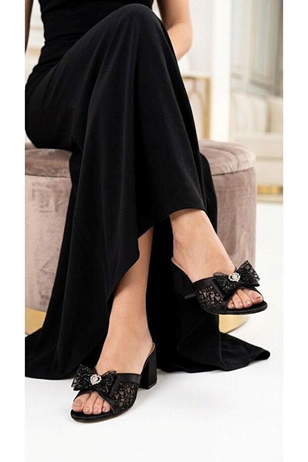 Women's Ecru Lace Detailed Stoned Bow Low Thick Heeled Bridal Slippers