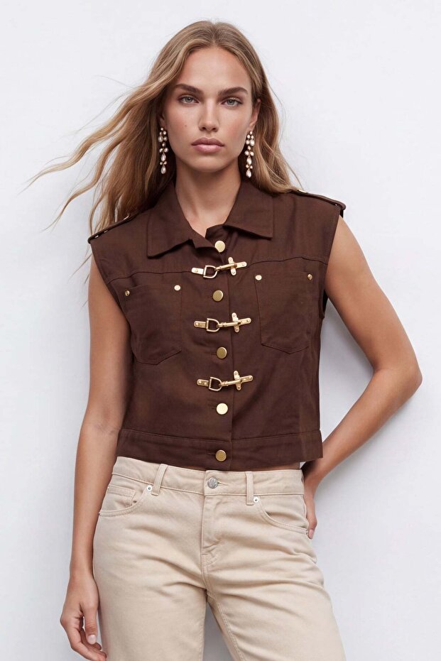 Women's Brown Double Pocket Accessory Detailed Buttoned Vest Alc-X15607