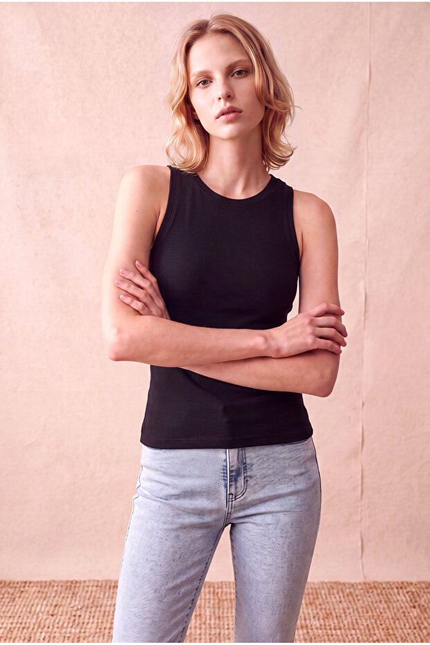 Women's Viscose Black Dark Sleeveless Crew Neck Ribbed Undershirt Sanne