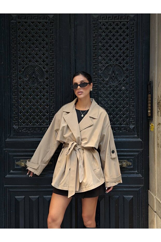 Oversized Buttoned Double-Breasted Trench Coat with Cape