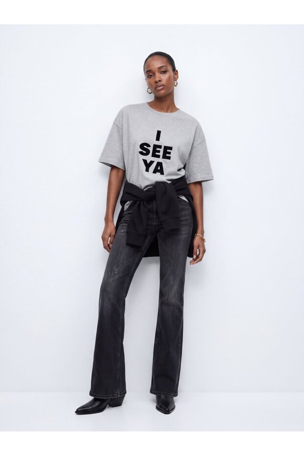Relaxed Fit Velvet Letter Print Gray T-Shirt