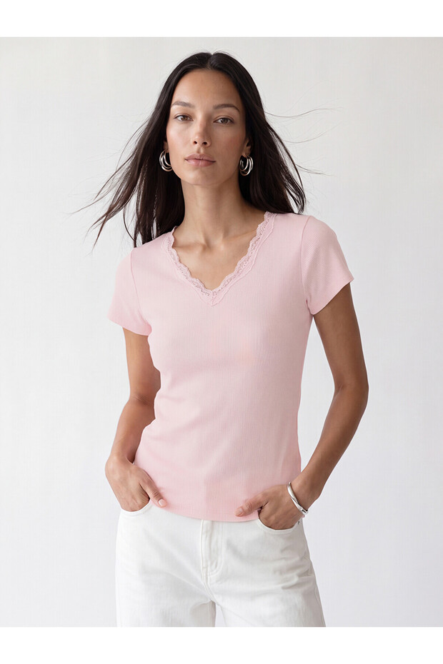 Alita City with a Difference of Color, Lcw Everyday Pink Ribbed Plain V-Neck Short Sleeve Women's Blouse