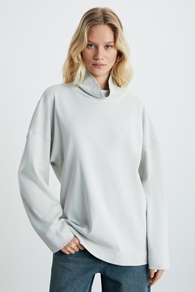 Hermione Women's Interlock Fabric Lightweight High-Neck Oversize Modest Gray Sweatshirt