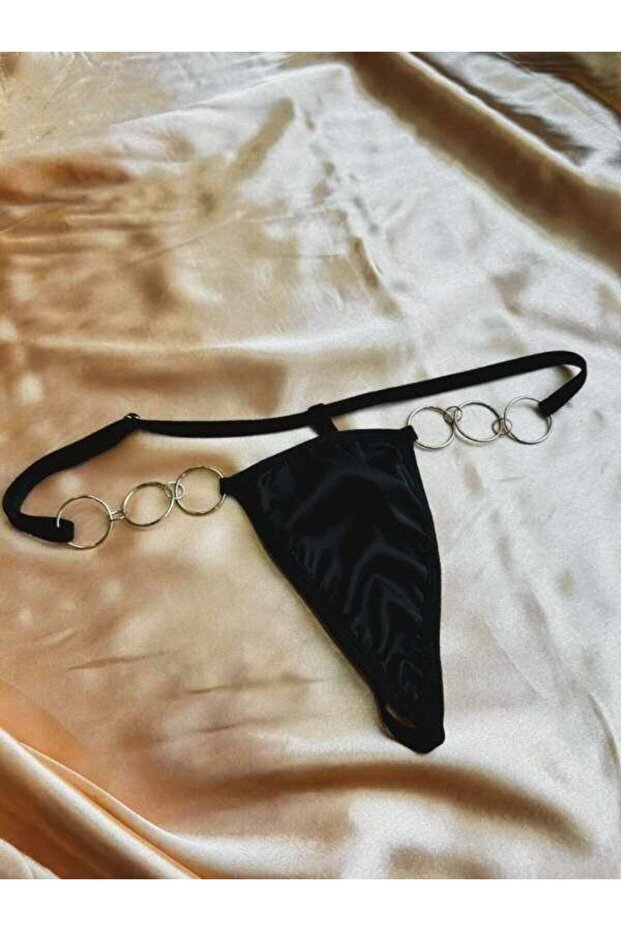 Halka Detaylı String Külot