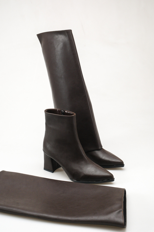 Women's Snap-On Boots Brown Leather