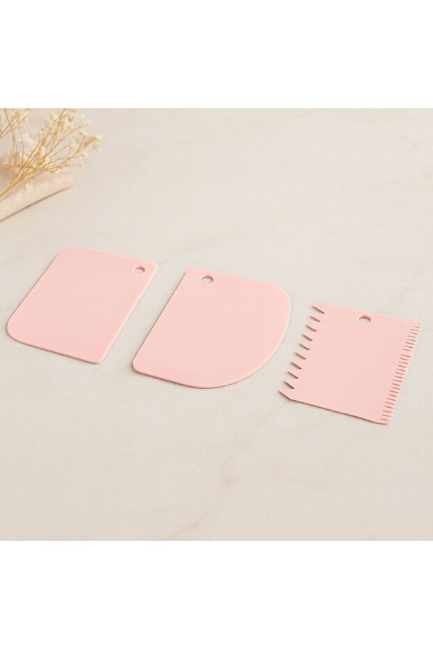 Plastic Dough Cutter and Scraper Set of 3