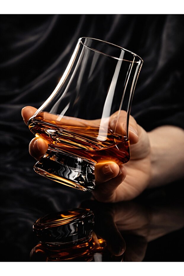 Premium Japanese Crystal Cut Mayumi Whiskey Glass