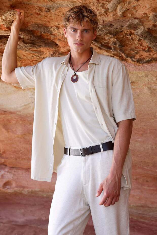 Collared Buttoned Shirt with Pockets