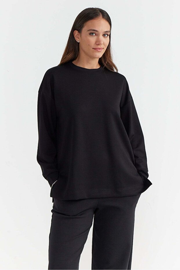 Women's Basic Sweat Top