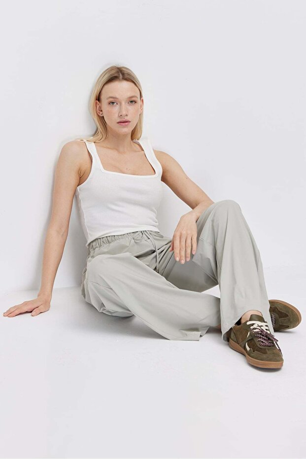 Women's elastic waist lace-up wide leg pants