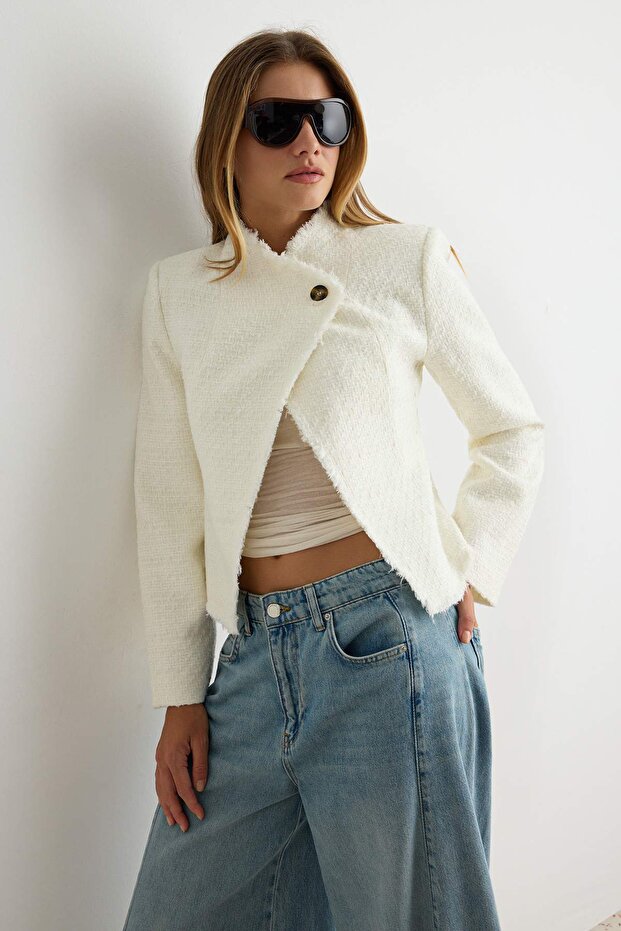 Beyaz Tüvit Blazer Ceket TWOAW27BC00013