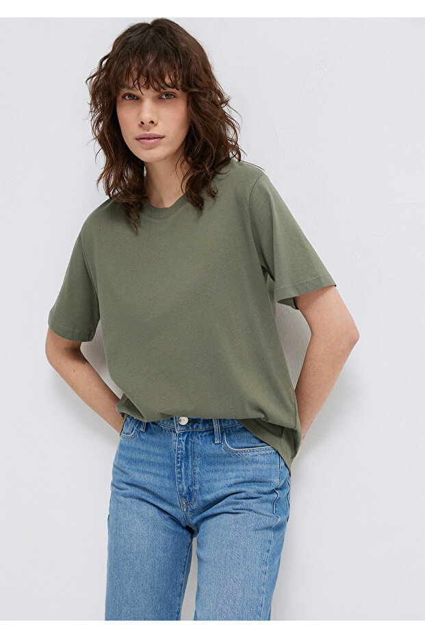 Crew Neck Green Basic T-Shirt Regular Fit / Normal Cut 1600955-86627