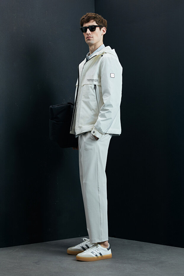 King Men's Coat Off-White