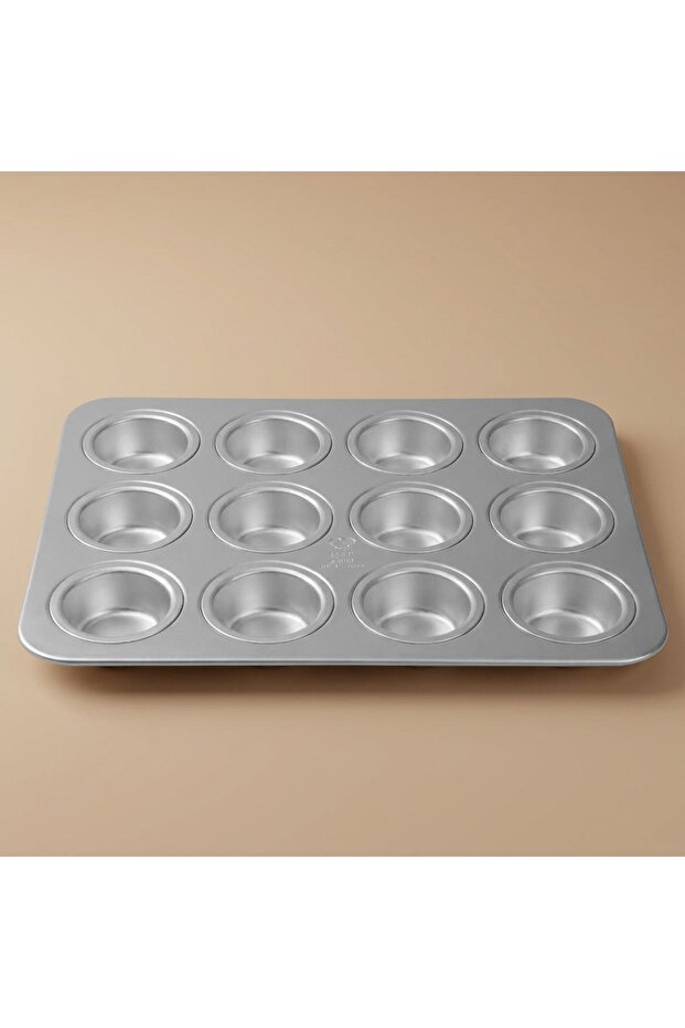 Al Saif Gallery Aluminum Cupcake Pan, 35.8 x 10.5 x 1.2 cm, 12 trays - Silver