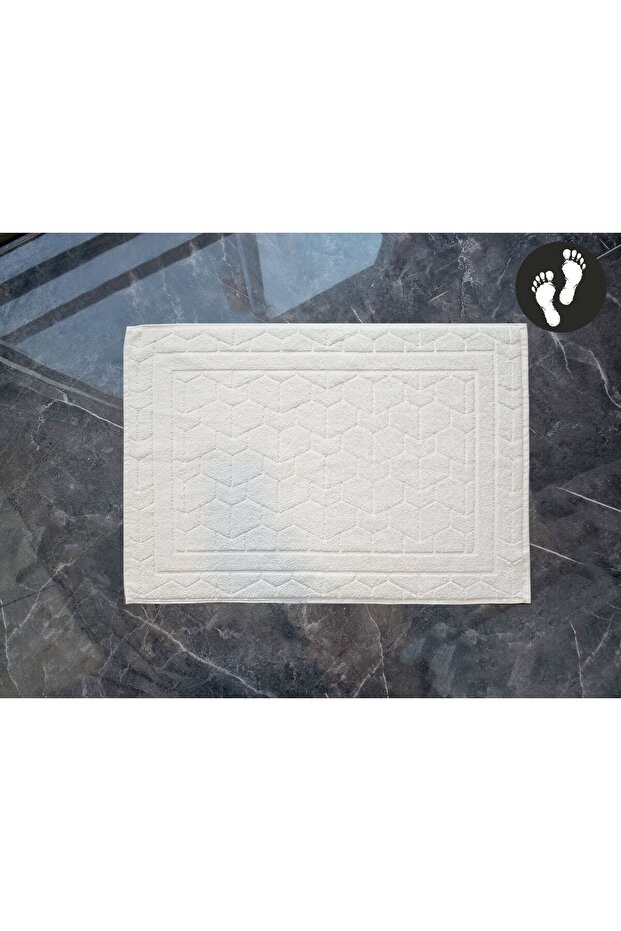 Arrow Pattern Foot Towel 50X70 cm