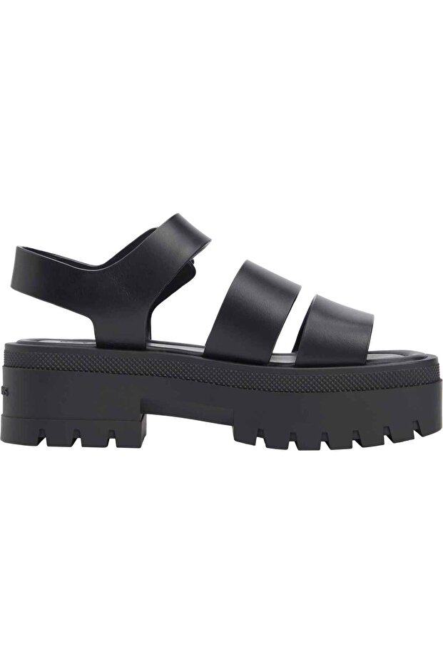 Women's Stylish Looking Black Sandals with Brand Logo, Comfortable Sole, Suitable for Daily Use