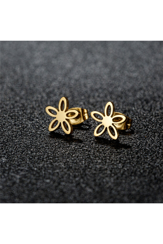 GED154G Bohemia Cute Flower Earrings for Women 2026 Trending Golden Color Stainless Steel New In Ear