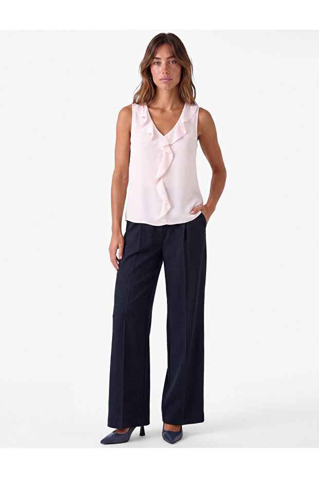 Flywheel Detailed V-Neck Sleeveless Blouse