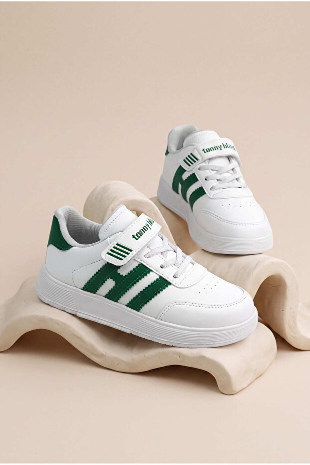 Children's Unisex White Green Comfortable Fit Flat Light Sole Sneaker