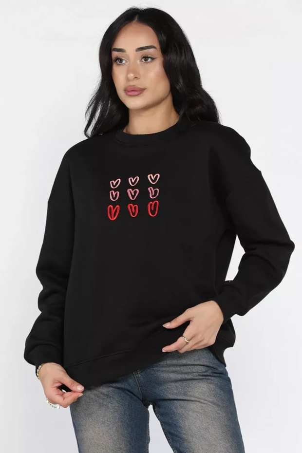 Women's Crew Neck Heart Embroidered Raised Sweatshirt